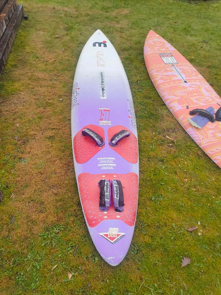 Mistral en Fanatic surfplanken te koop, Watersport en Boten, Windsurfen, Gebruikt, Plank, Minder dan 250 cm, Met vin(nen), Ophalen