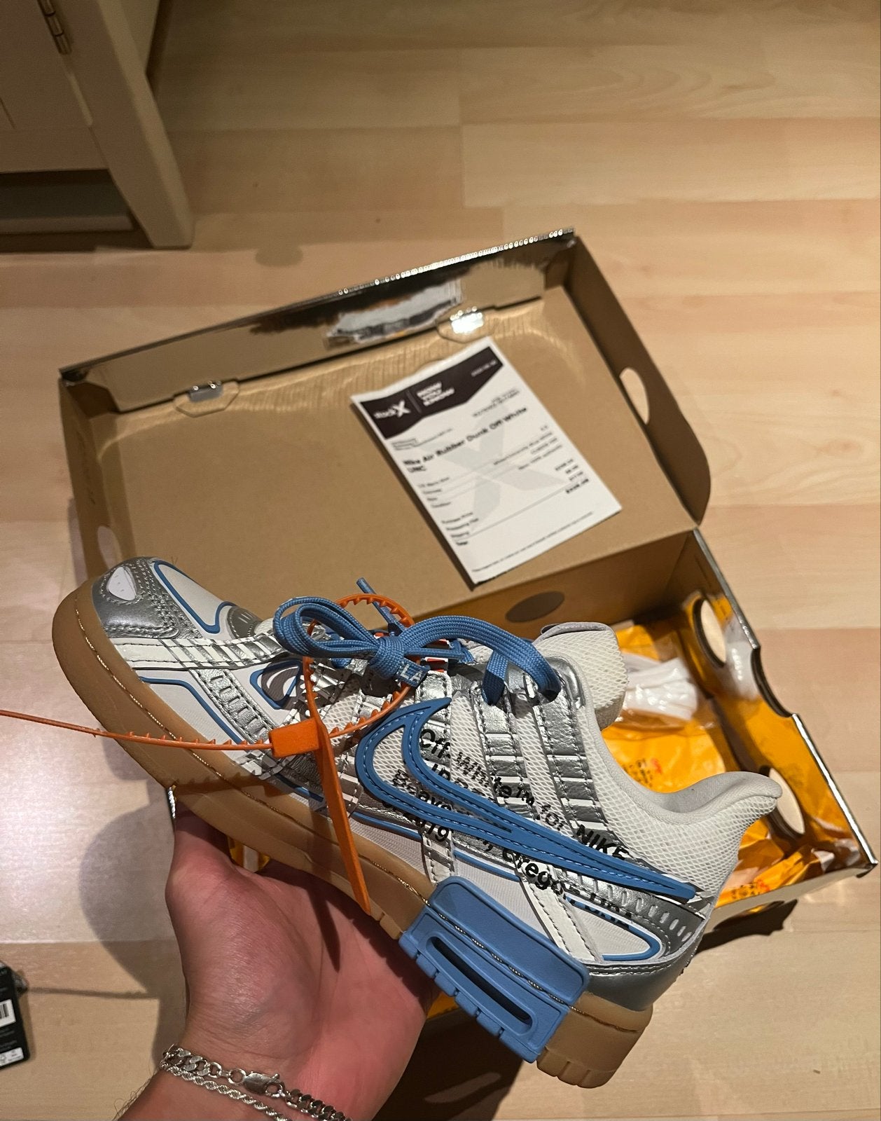 Nike Dunk Low Off-White Rubber UNC, Kleding | Dames, Blauw, Nieuw, Ophalen of Verzenden, Sneakers of Gympen