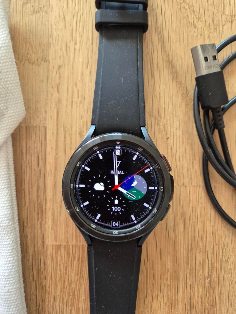 Samsung Galaxy Watch 4 Classic 46mm Zwart, Sieraden, Tassen en Uiterlijk, Smartwatches, Zwart, Ophalen of Verzenden, Zo goed als nieuw