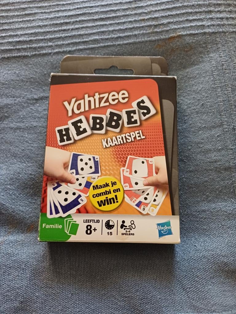 Yahtzee Hebbes Kaartspel - Hasbro Familie Kaartspel, Vijf spelers of meer, Ophalen of Verzenden, Zo goed als nieuw, Hasbro