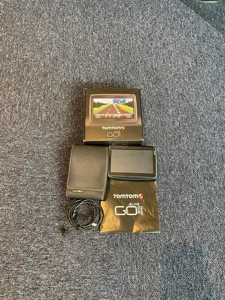 TomTom GO LIVE 825 Europe Navigatiesysteem, Ophalen, Gebruikt