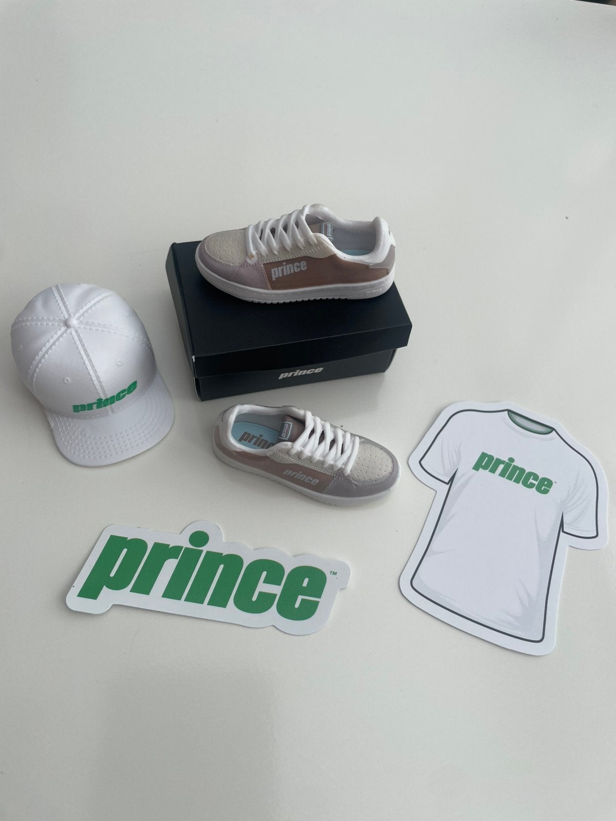 Zuru mini brands sneakers, Ophalen, Zo goed als nieuw