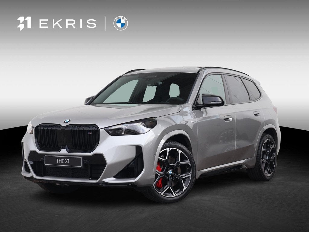 BMW X1 M35i | M Sportpakket Pro | Equipment Pack Pro | Trave, Auto's, BMW, 1998 cc, Stof, 4 cilinders, Met garantie (alle)