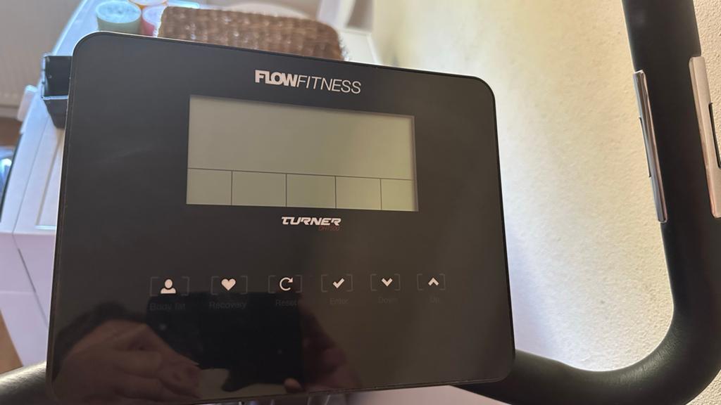 Flow Fitness Turner Hometrainer - Zo goed als nieuw, Sport en Fitness, Ophalen, Zo goed als nieuw, Metaal, Benen