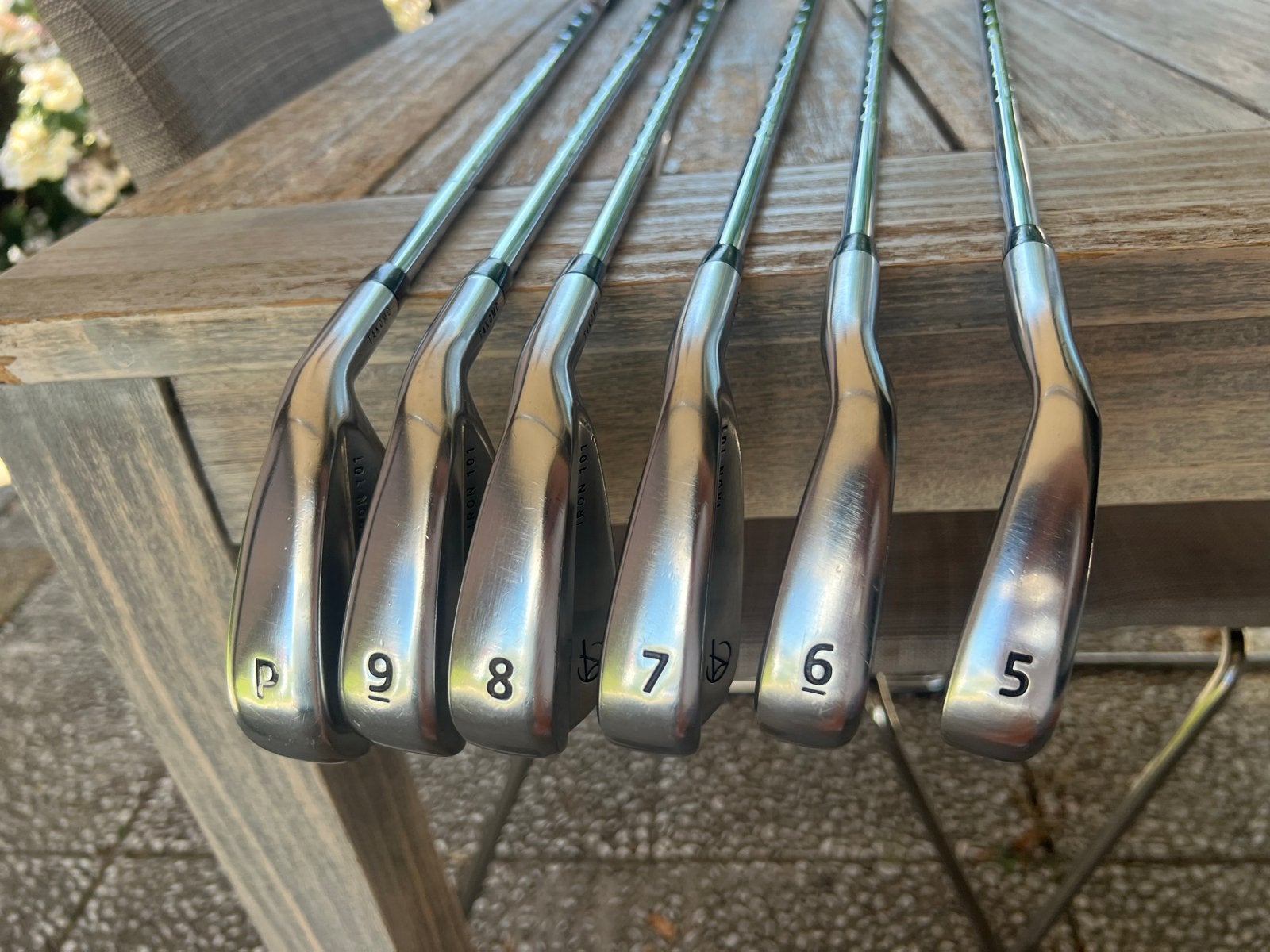 Takomo 101 (5-P) met KBS Tour 120 S shafts en oversize grips, Ophalen of Verzenden, Gebruikt, Set, Overige merken