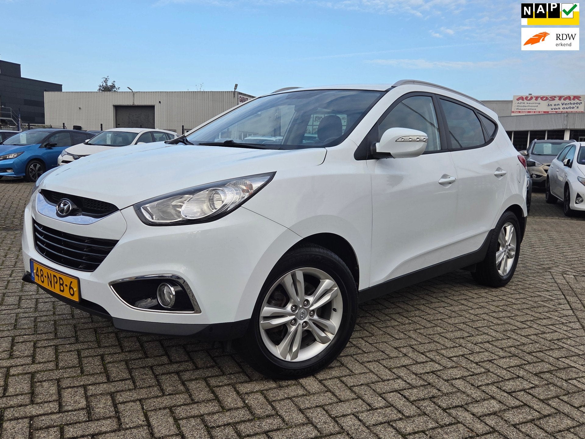 Hyundai Ix35 2.0i Business Edition/NIEUW MOTOR, Auto's, Gebruikt, 4 cilinders, Leder en Stof, Origineel Nederlands