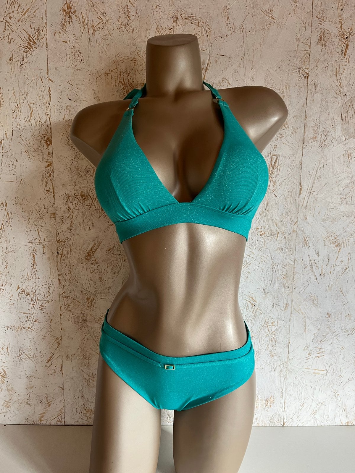 Nieuwe Cyell Bikini met voorvorm  maat 75B slip 42, Ophalen of Verzenden, Nieuw, Overige kleuren, Bikini
