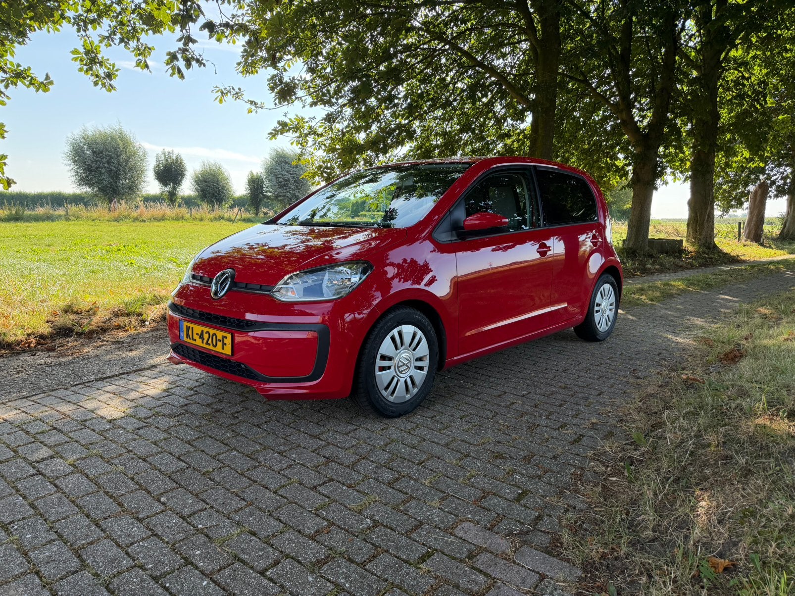Volkswagen Up! 5D | Eibach | Hertz Audio | APK | spec stuur, Auto's, Volkswagen, Voorwielaandrijving, Stof, Up!, 60 pk