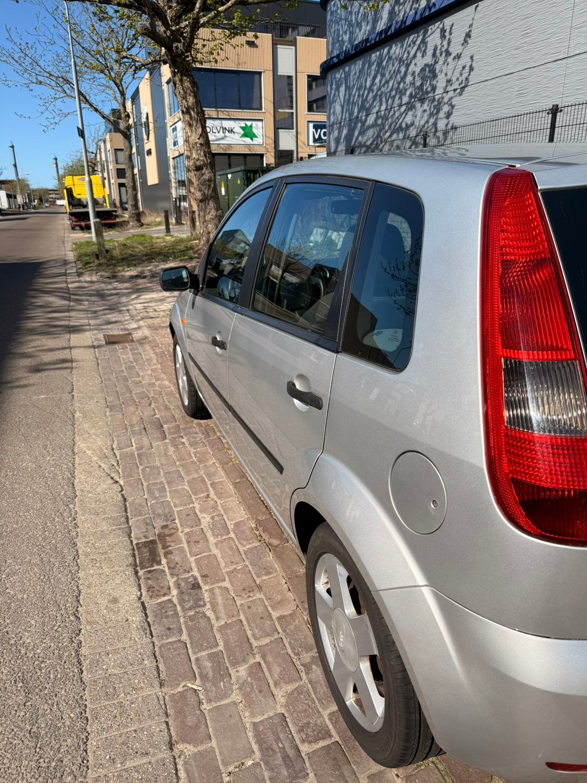 Ford Fiësta 1.4 16V 5DR 2002 Grijs, Auto's, Voorwielaandrijving, 15 km/l, 4 cilinders, 49 €/maand