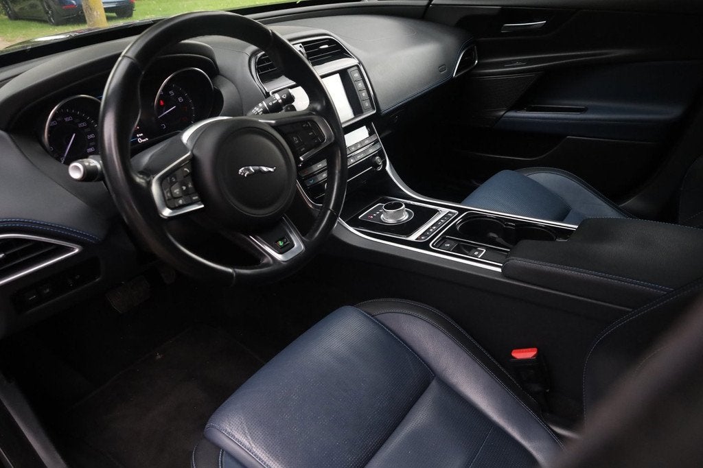 Jaguar XE 2.0 Portfolio Aut.| R-Sport | Panorama | Stoelverw, Auto's, Jaguar, Achterwielaandrijving, 4 cilinders, Blauw, XE