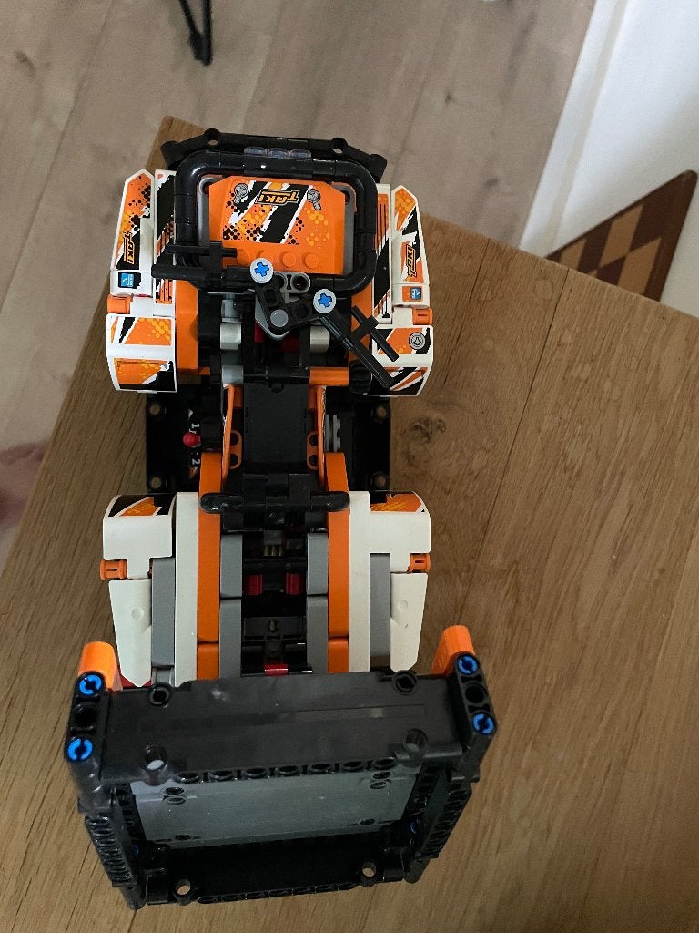 Lego technic 42139, Inclusief instructies, Lego, Ophalen of Verzenden, Zo goed als nieuw