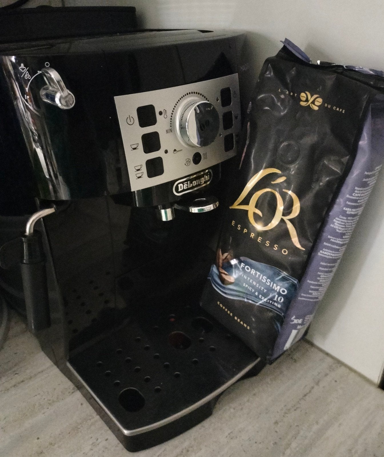 Koffiezetapparaat is nog nieuwe, Ophalen