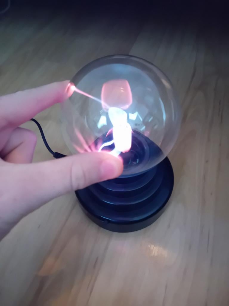Plasma Bol Lamp - Interactieve Decoratie, Ophalen of Verzenden, Zo goed als nieuw, Modern, Wetenschappelijk, Decoratief