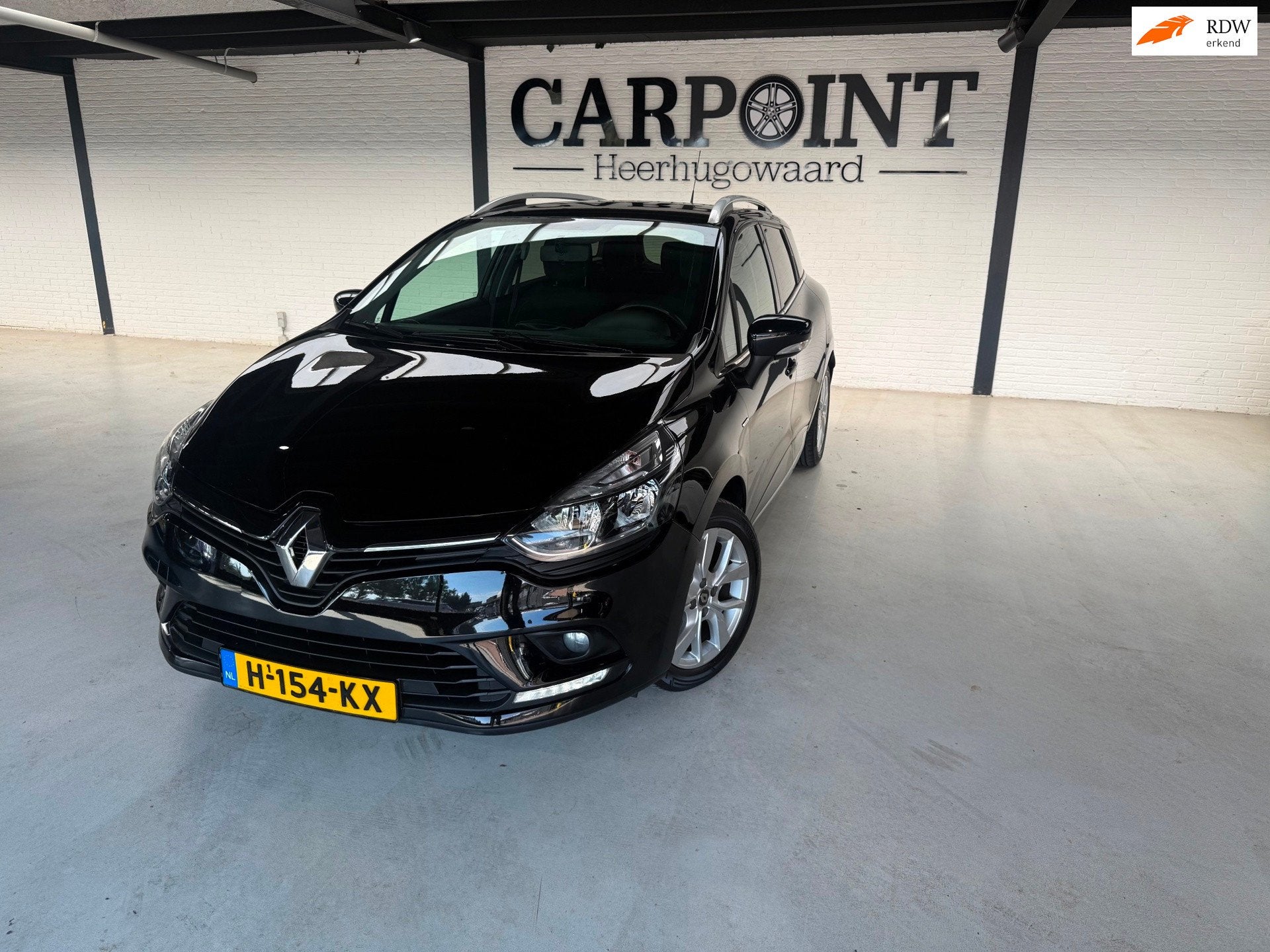 Renault Clio Estate 0.9 TCe Limited 2020 CarPlay Airco Cruis, Voorwielaandrijving, 898 cc, Euro 6, 1098 kg