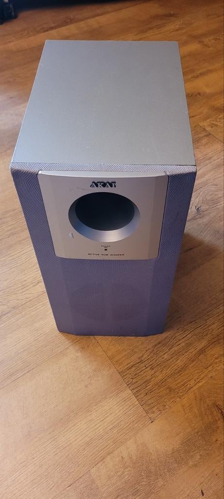 Akai Subwoofer., Ophalen of Verzenden