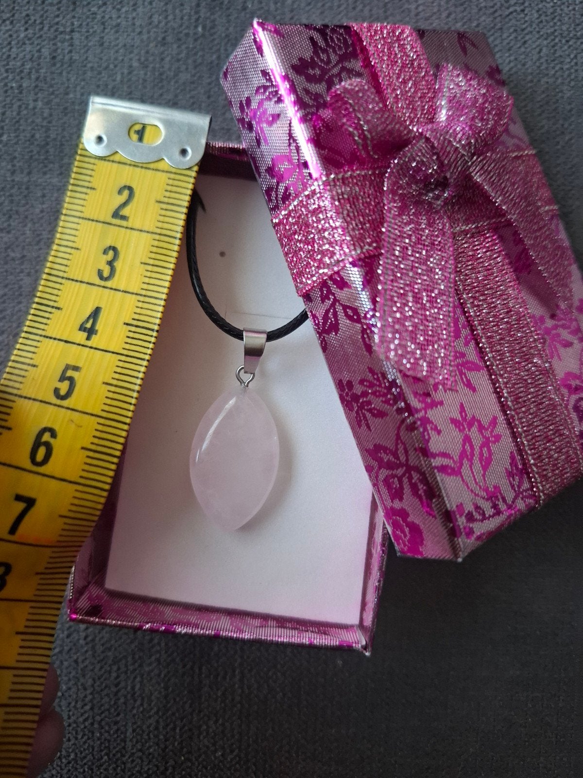 Ketting natuursteen hanger Rozenkwarts steen edelsteen, Sieraden, Tassen en Uiterlijk, Kettingen, Met edelsteen, -, -, Nieuw