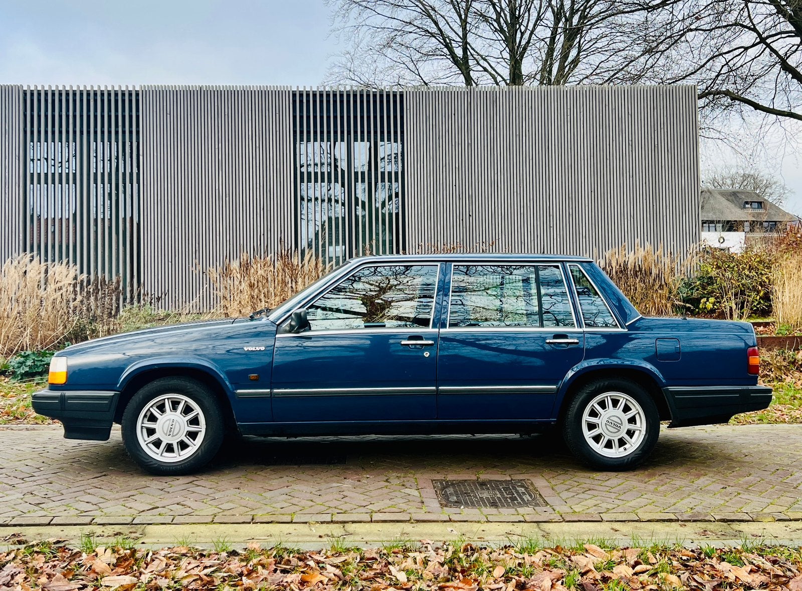 Volvo 740 GLE Automaat, in blauw/blauw, goede staat, Automaat, 4 cilinders, Blauw, 115 pk