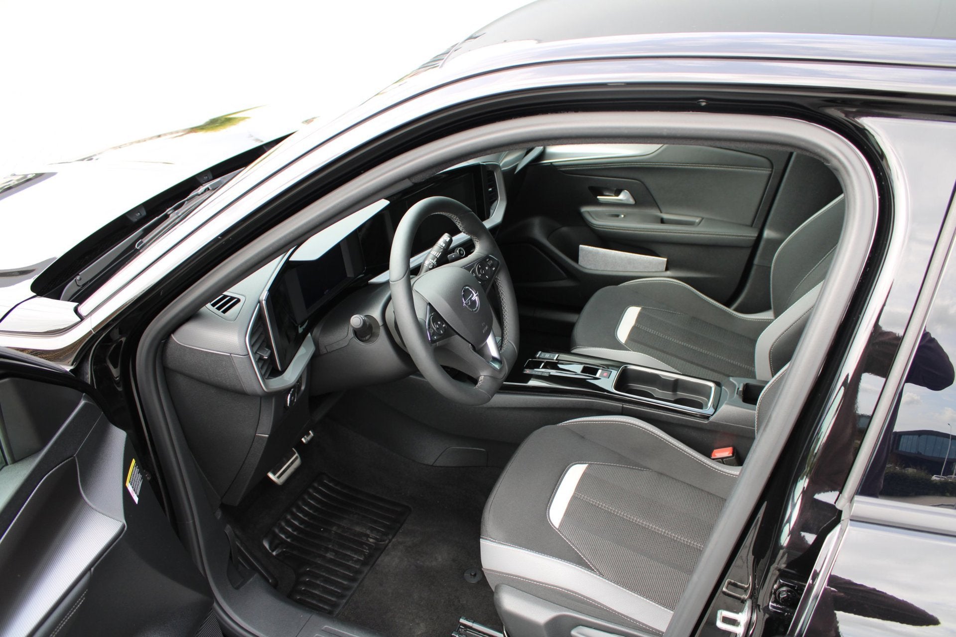 Foto 12 van Opel Mokka 1.2 Turbo GS CARPLAY|ECC AIRCO|CRUISE|CAMERA