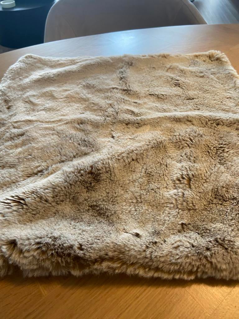 Riviera Maison kussenhoes bruin/crème vleug 50x50cm, Ophalen of Verzenden, Zo goed als nieuw, Bruin, Vierkant