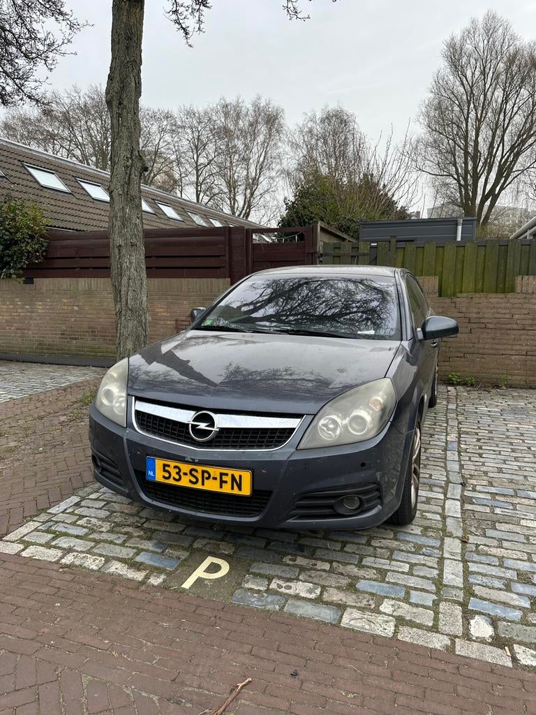 Opel Vectra 1.8 16V GTS Easytronic 2006 Grijs, Auto's, Opel, 4 cilinders, 1796 cc, Vectra, Particulier
