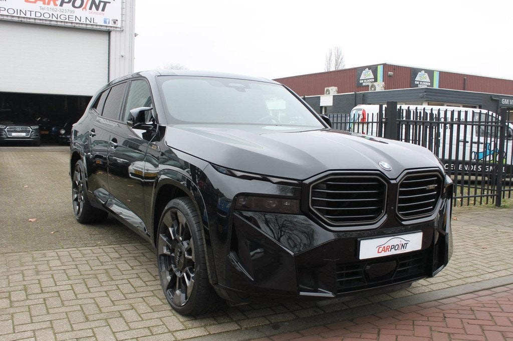 BMW XM PHEV 30 kWh 653PK B&W 23" 4.4 V8 Nieuwstaat!, Auto's, BMW, Gebruikt, 8 cilinders, 653 pk, 4395 cc