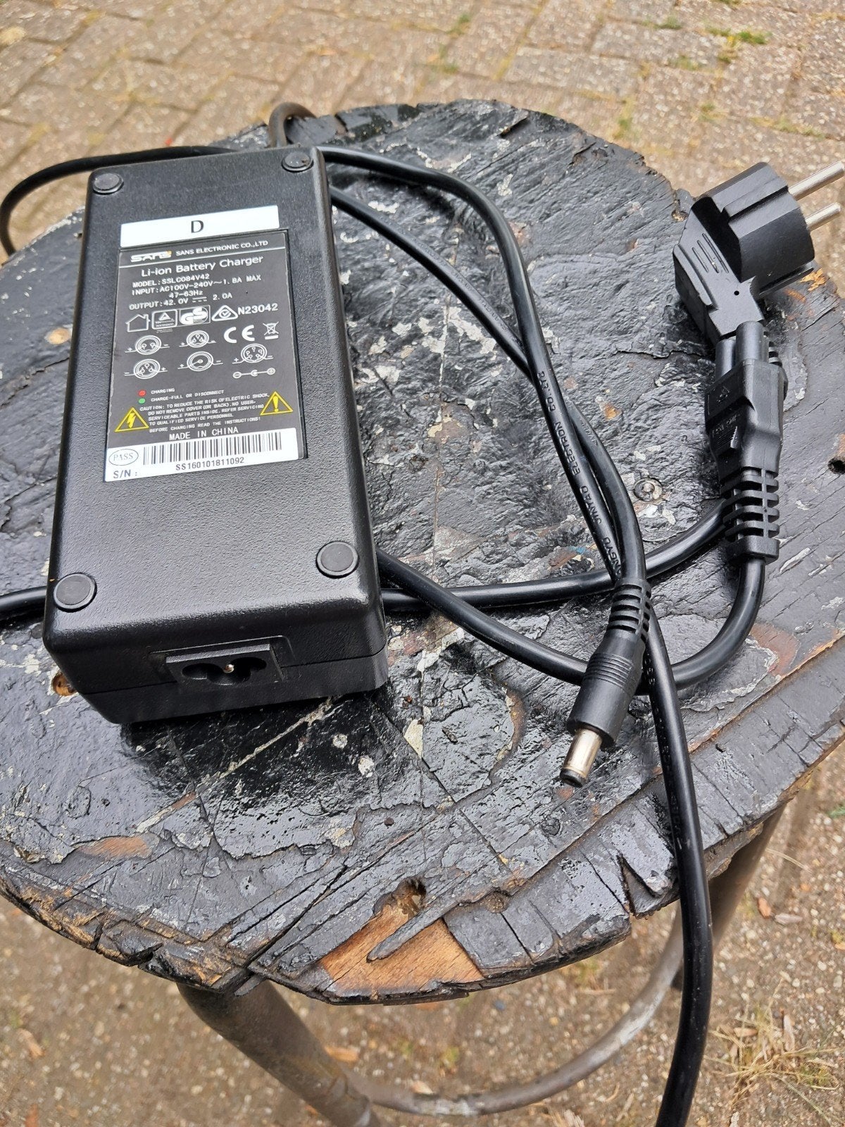 Lader voor Sundfall e-bike 36 V, Fietsen en Brommers, Ophalen, Gebruikt