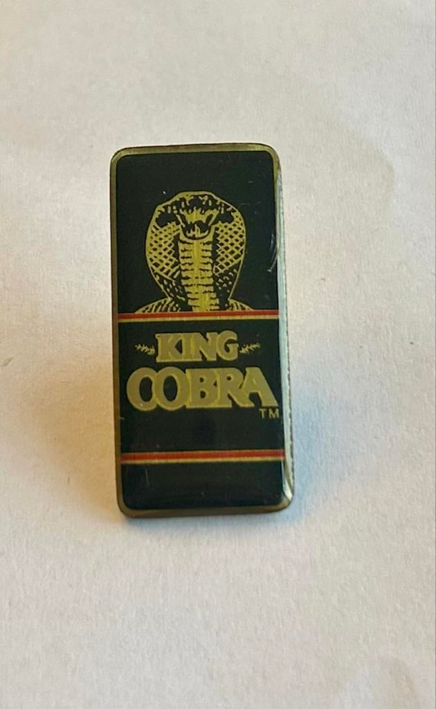 Vintage King Cobra Pin / Speldje, Ophalen of Verzenden, Zo goed als nieuw, Merk, Speldje of Pin