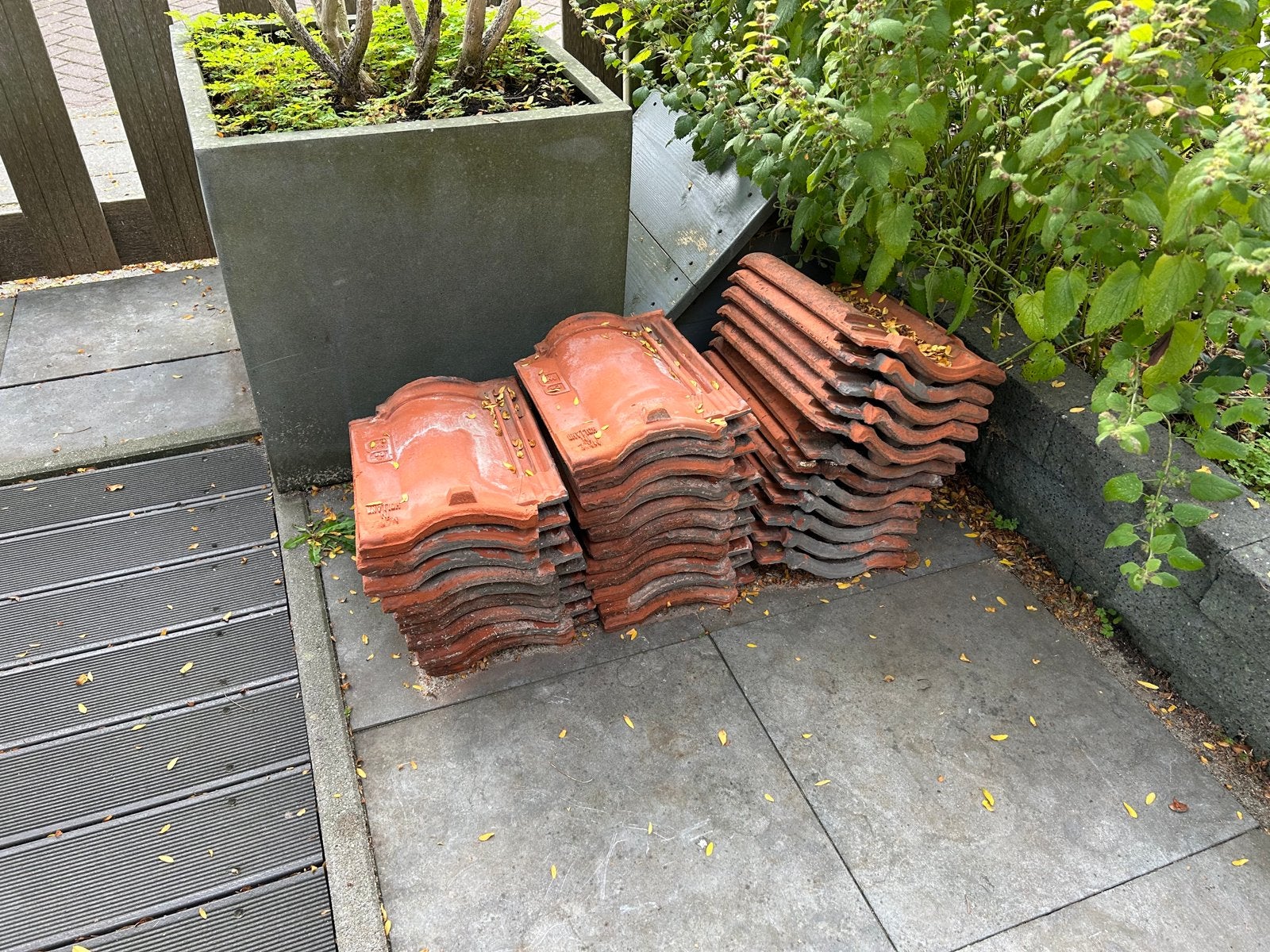 Gebruikte Dakpannen 32 stuks, Ophalen, Gebruikt, Steen of Klei, Minder dan 5 m²