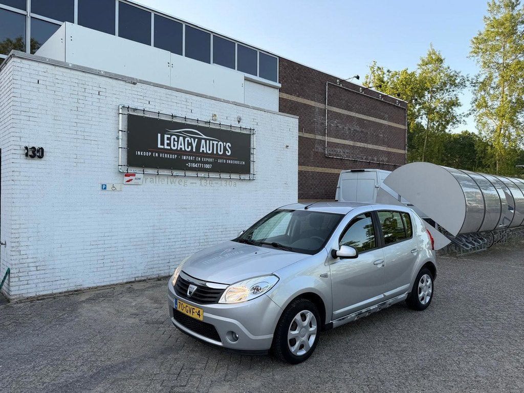 Dacia Sandero 1.6 Lauréate - AIRCO - ELEK RAMEN - RIJDT & S, Voorwielaandrijving, Stof, 4 cilinders, Bedrijf