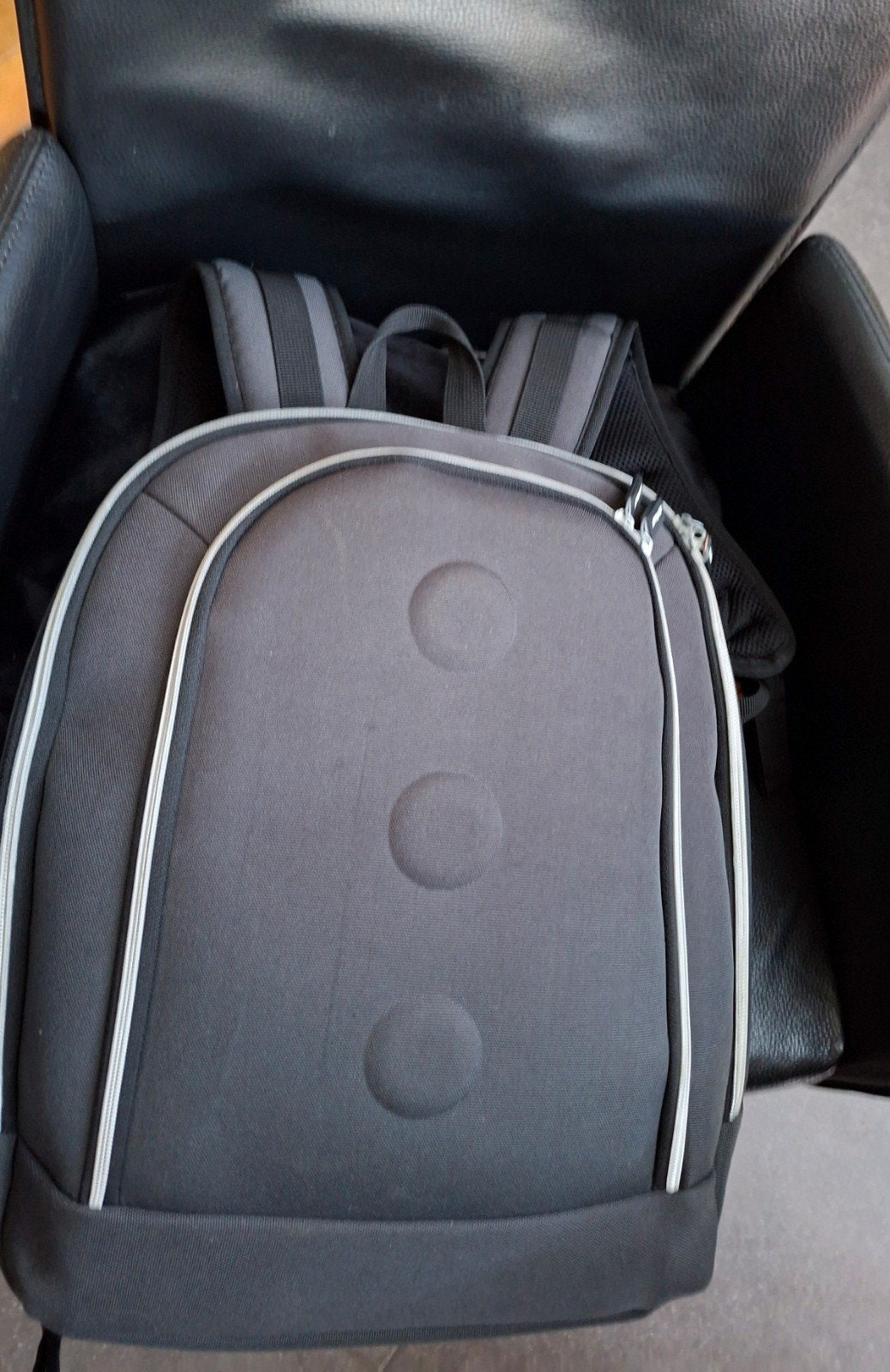 IKEA family rugzak laptoptas - Grijs met oranje accenten, Ophalen of Verzenden, Gebruikt, 25 tot 40 cm, Overige merken