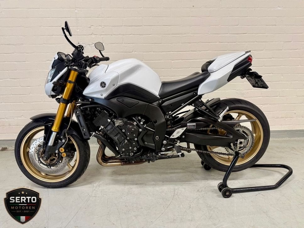 YAMAHA FZ 8 (bj 2012), 4 cilinders, Motorrijbewijs A, Bedrijf, Onbekend