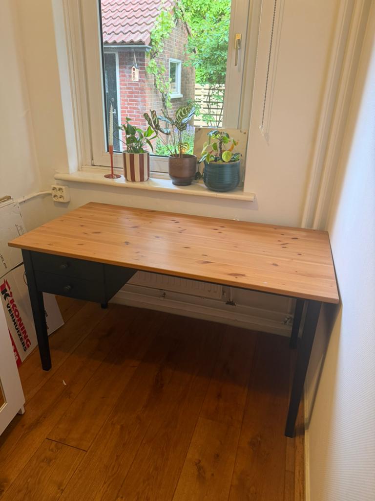 IKEA Arkelstorp bureau, Ophalen, Zo goed als nieuw