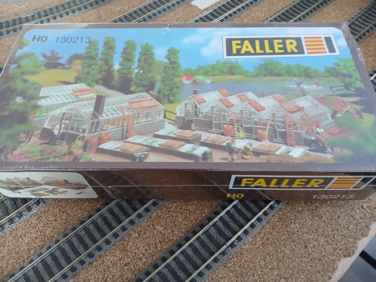 Faller 130213 Kleine Gärtnerei HO - Nieuw in de doos, Hobby en Vrije tijd, Modeltreinen | H0, Ophalen of Verzenden, Nieuw, Brug, Tunnel of Gebouw