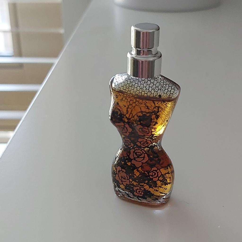 Jean-Paul Gaultier gebloemd corsetje, Ophalen of Verzenden, Nieuw, Miniatuur, Gevuld