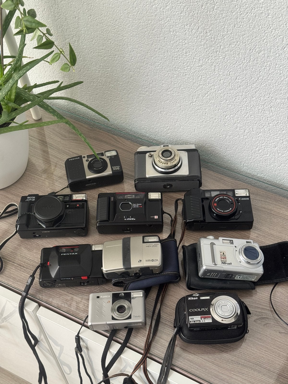 Diverse digitale en analoge camera’s - Ongetest, Ophalen of Verzenden, Niet werkend, Compact, Overige Merken