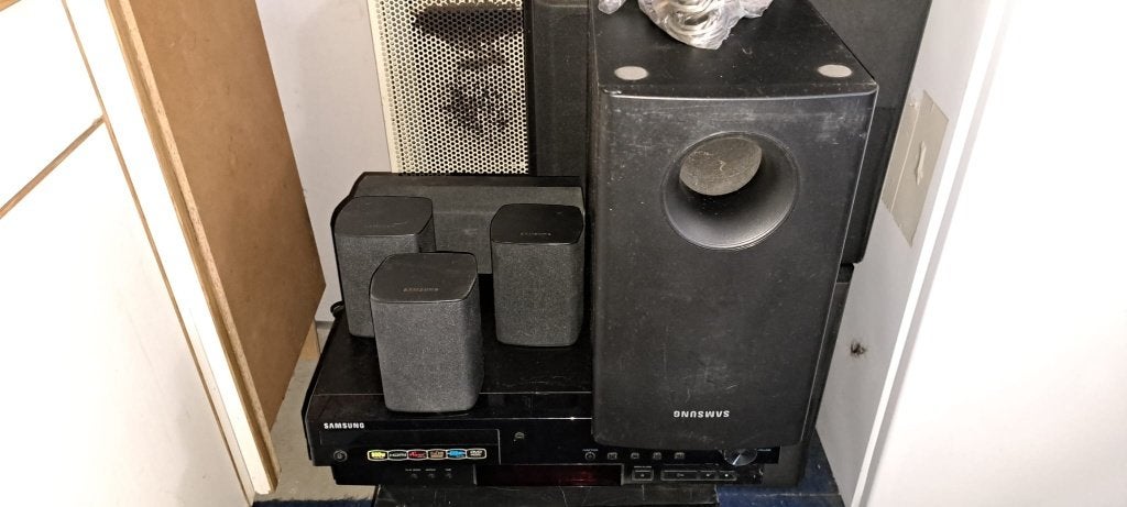 Versterker, luidspeakerboxen, homemedia sets(2x) cd/dvd(2x)., Ophalen, Gebruikt, Dvd-speler, Overige merken