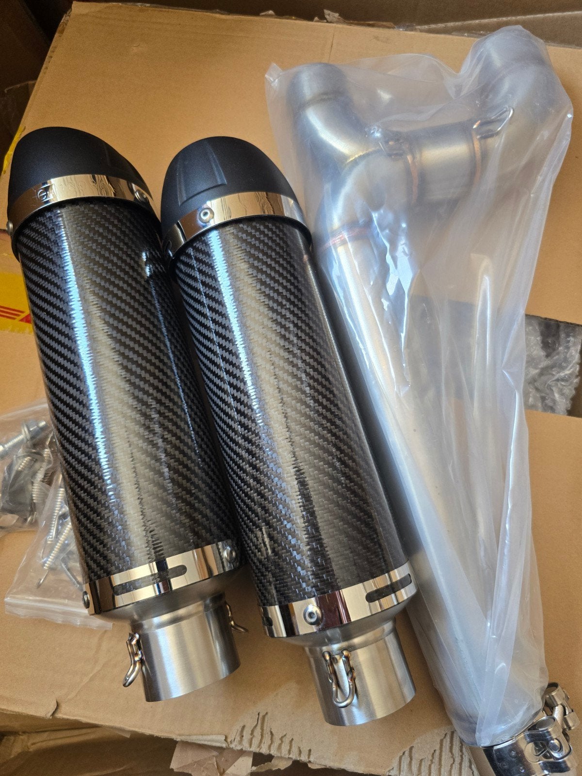 Universele Motorfiets Uitlaat Carbon Look Slip-on Demper Set, Ophalen of Verzenden