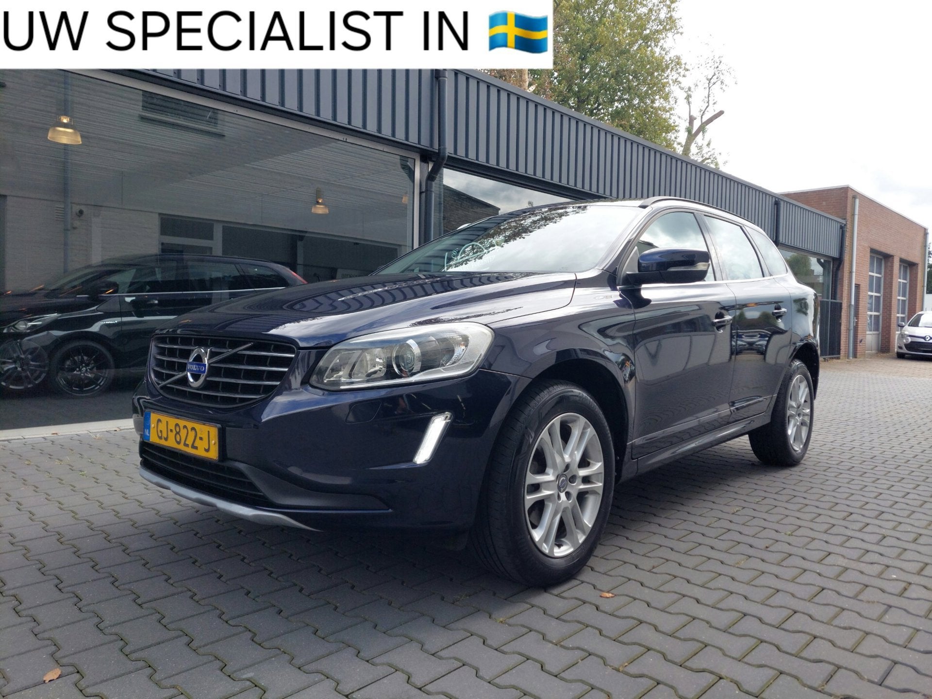 Volvo XC60 2.0 T5 FWD Momentum Navi Clima PDC Trekhaak Regen, Gebruikt, Euro 6, 4 cilinders, 1969 cc