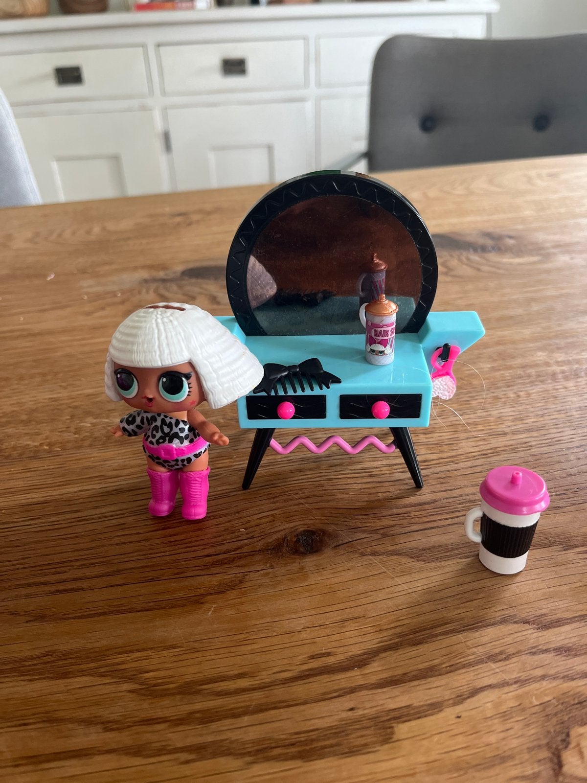 LOL Surprise pop met kaptafel en accessoires, Ophalen of Verzenden, Gebruikt, Overige typen