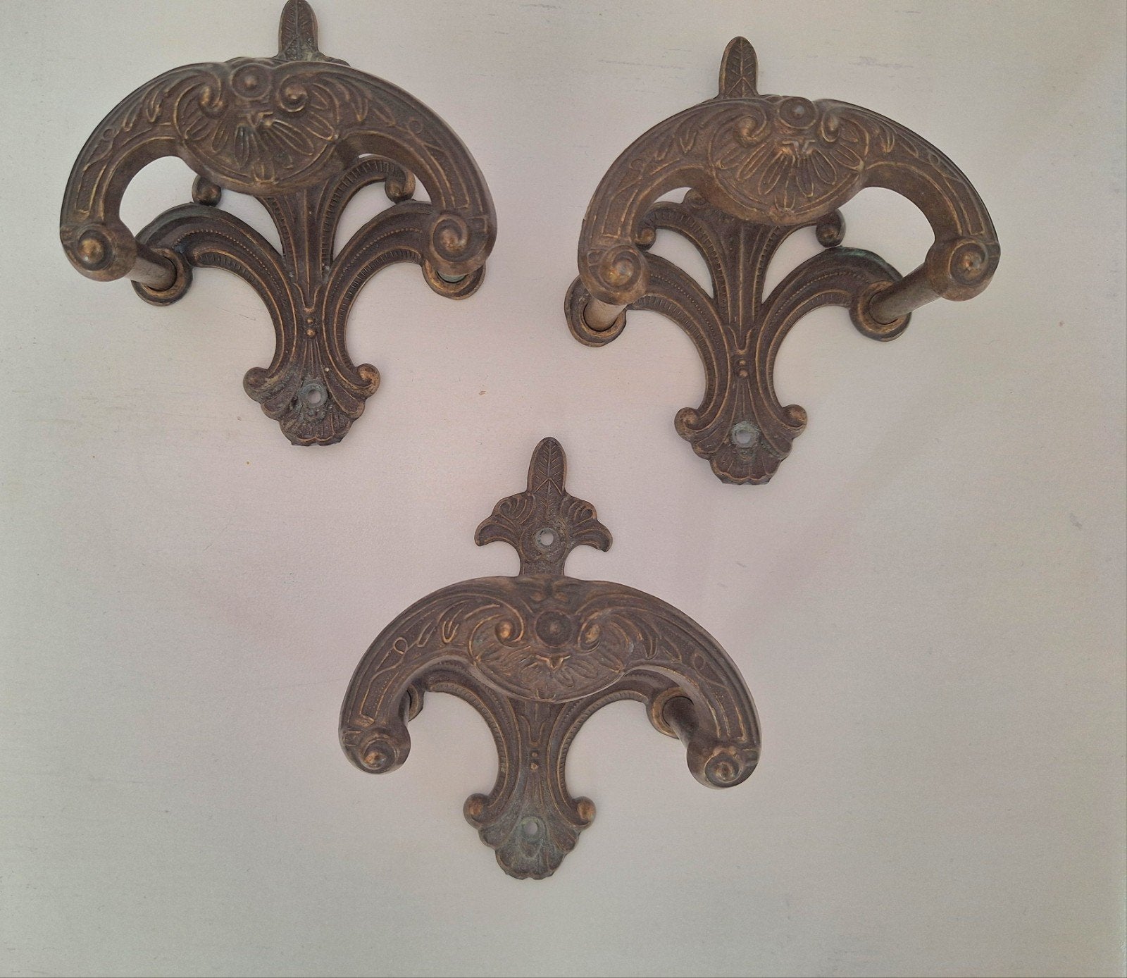 3 messing klassieke hoedenhaken, kapstokhaken, Ophalen of Verzenden, Metaal, Wandkapstok, Minder dan 100 cm