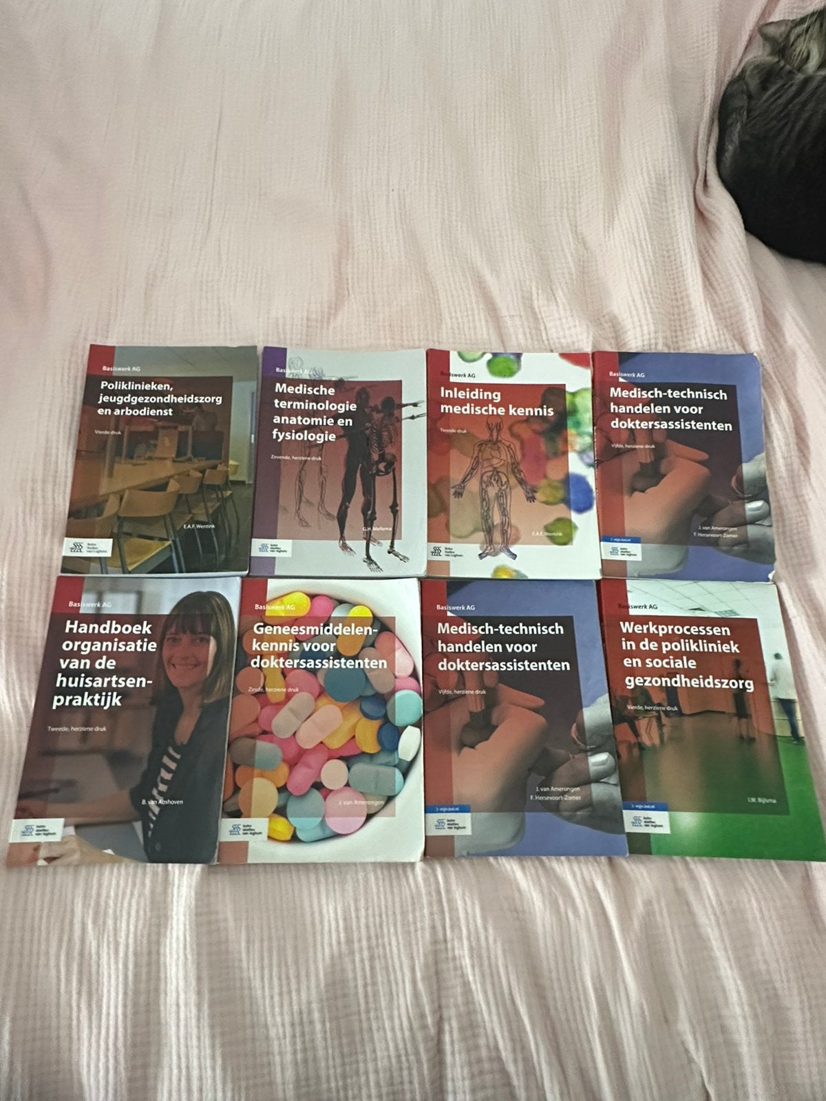 Lesboeken opleiding doktersassistent, Ophalen of Verzenden, Beta, Zo goed als nieuw, MBO
