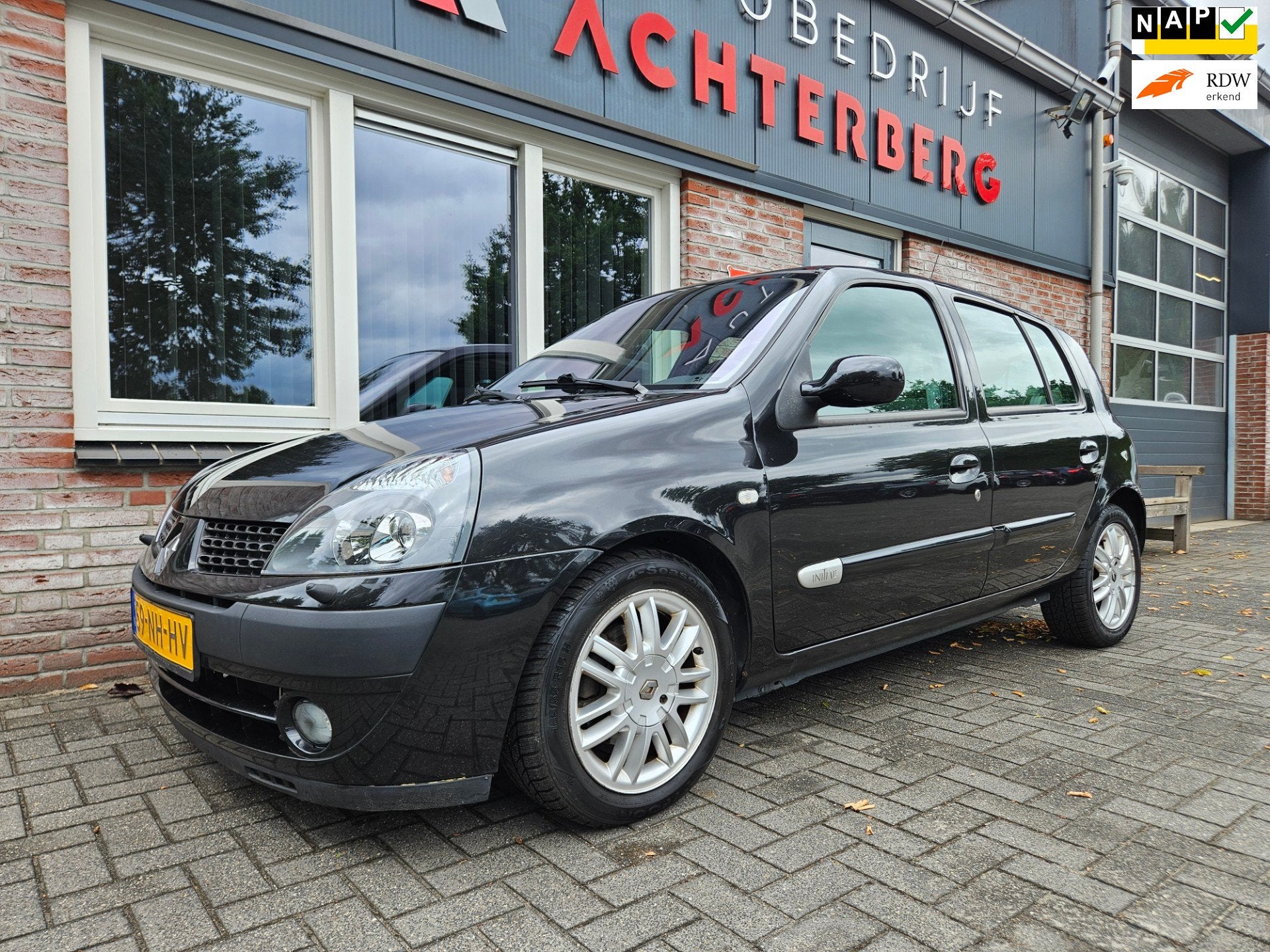 Renault Clio 1.6-16V Initiale Automaat! 5-Deurs! Airco/Clima