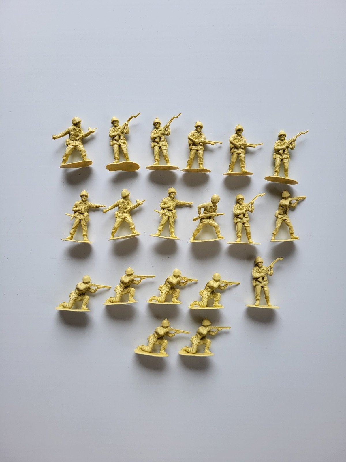 vintage plastic speelgoedsoldaatjes WWII British 8th, Ophalen of Verzenden, Zo goed als nieuw