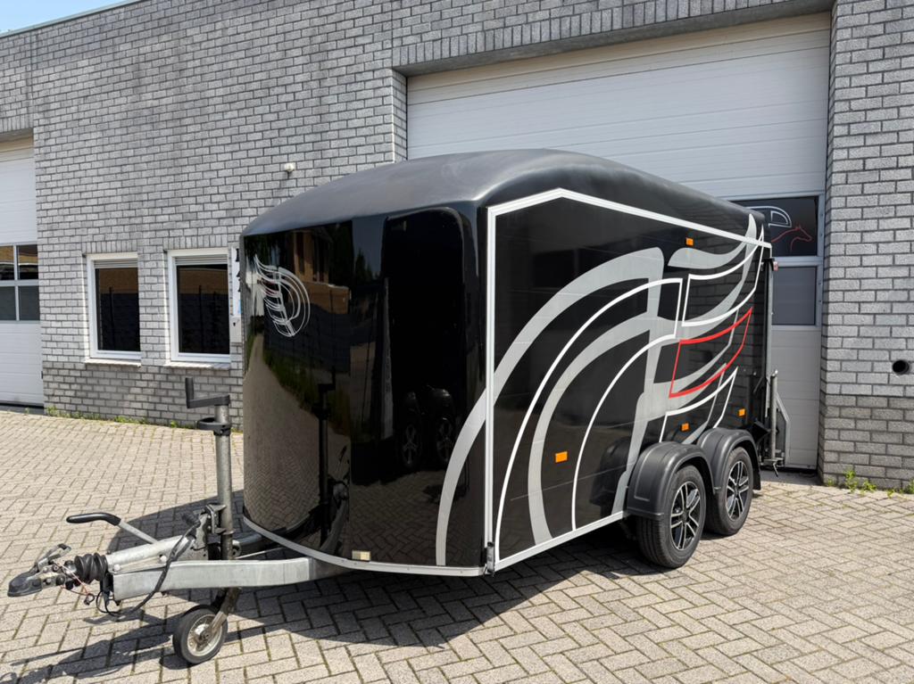 IN TOP STAAT Debon C700 vol aluminium gesloten aanhanger, Auto diversen, Aanhangers en Bagagewagens, Ophalen, Zo goed als nieuw