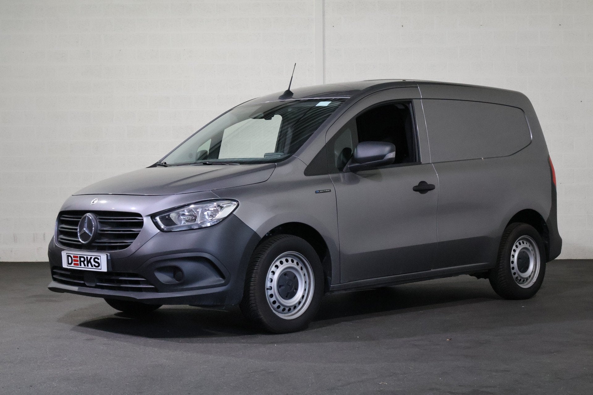 Mercedes-Benz eCitan 51 kWh Mbux Snelladen Camera (bj 2026), 45 kWh, Stof, Gebruikt, 1595 kg