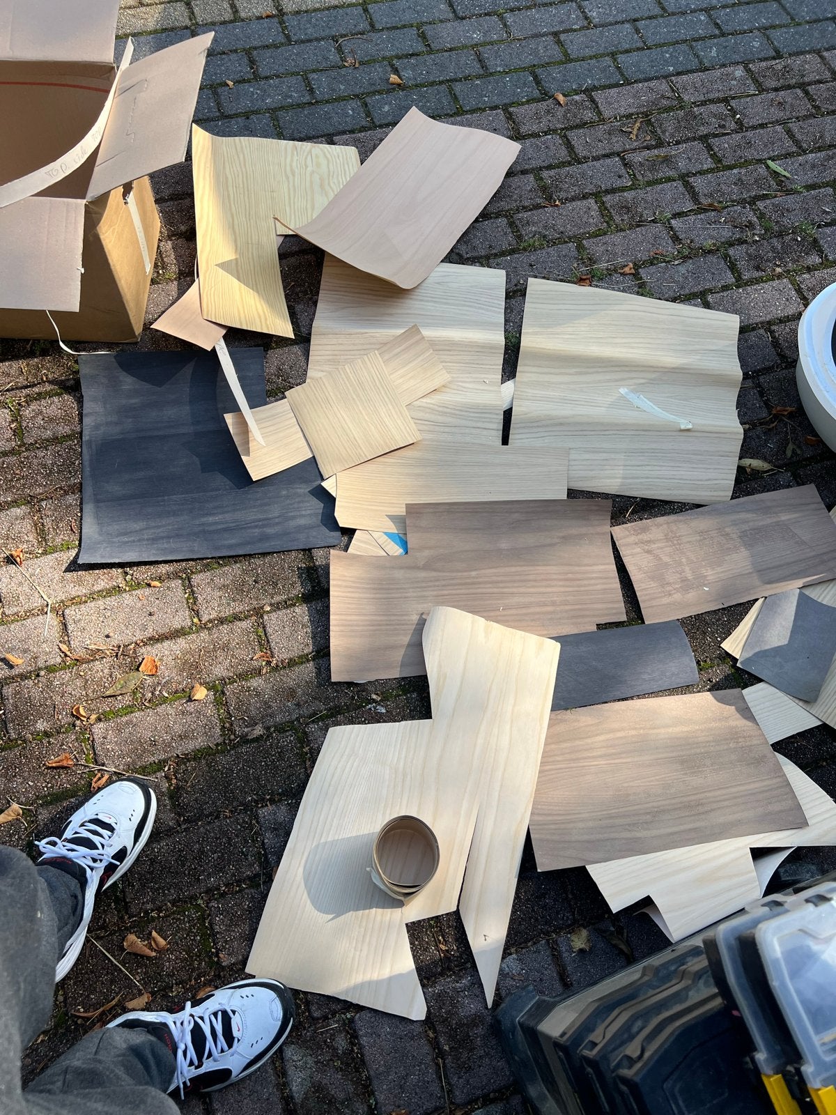 Foto 2 van Diverse stukken fineerhout - Ideaal voor hobbyprojecten