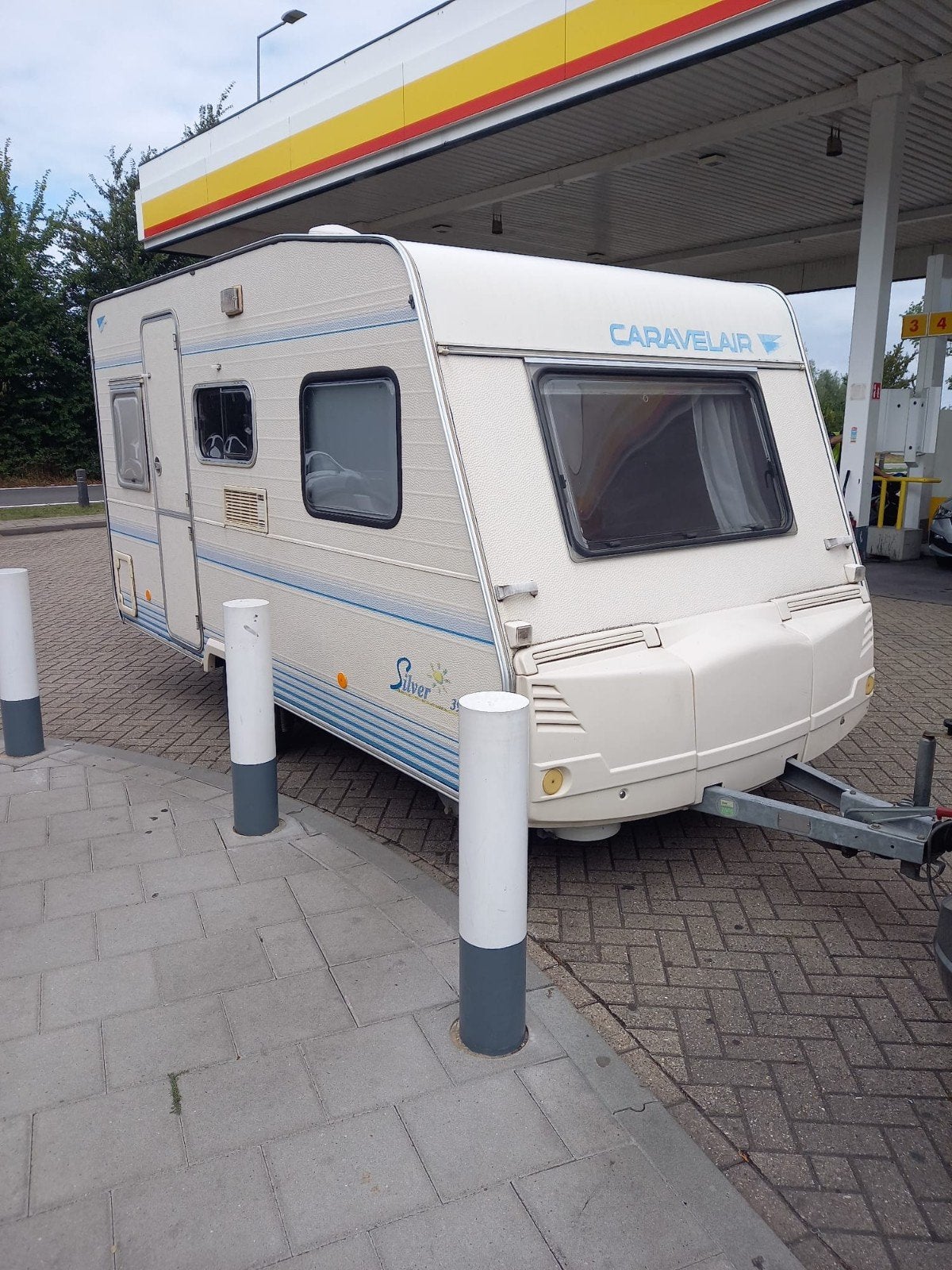 Compacte Caravelair caravan met vast bed en treinzit, Vast bed, Treinzit, 750 - 1000 kg, Particulier