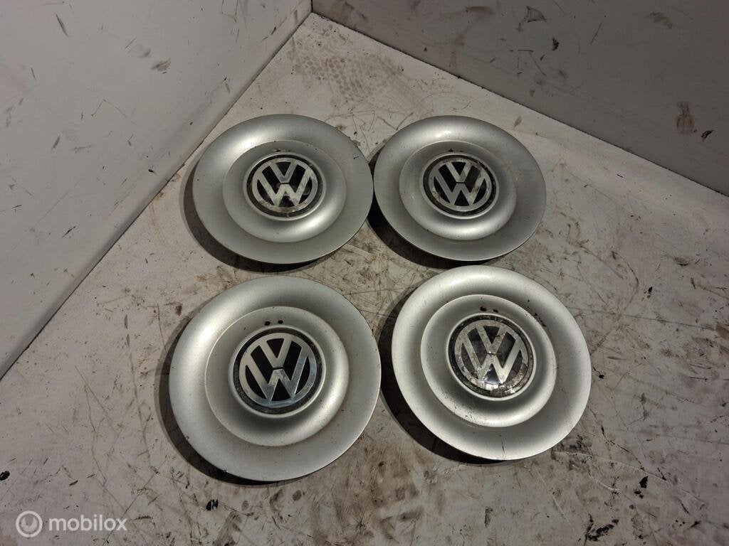 Naafkapjes set Vw Golf Cabrio IV 1.8 ('98-'02) 1H0601149, Gebruikt, Ophalen of Verzenden