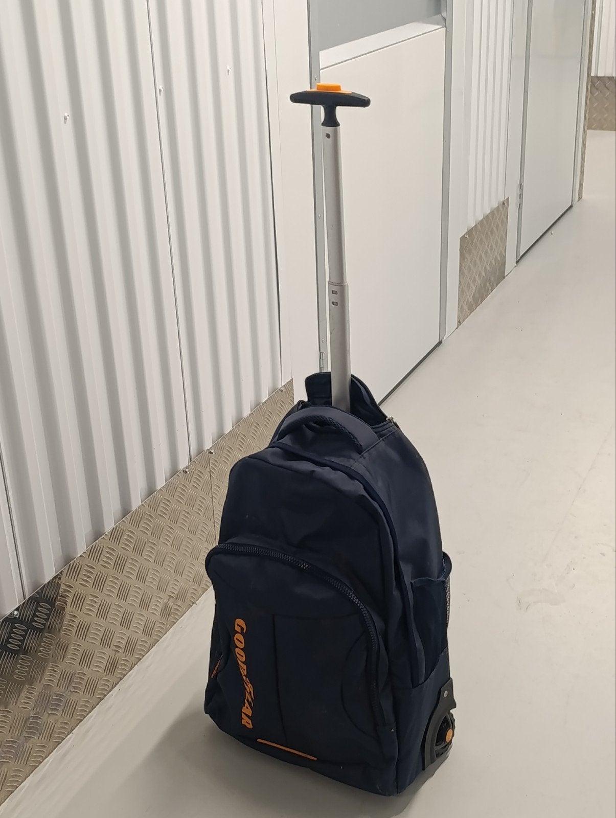 Goodyear rugzak op wielen, Gebruikt, 25 tot 40 cm, Ophalen of Verzenden, Overige merken