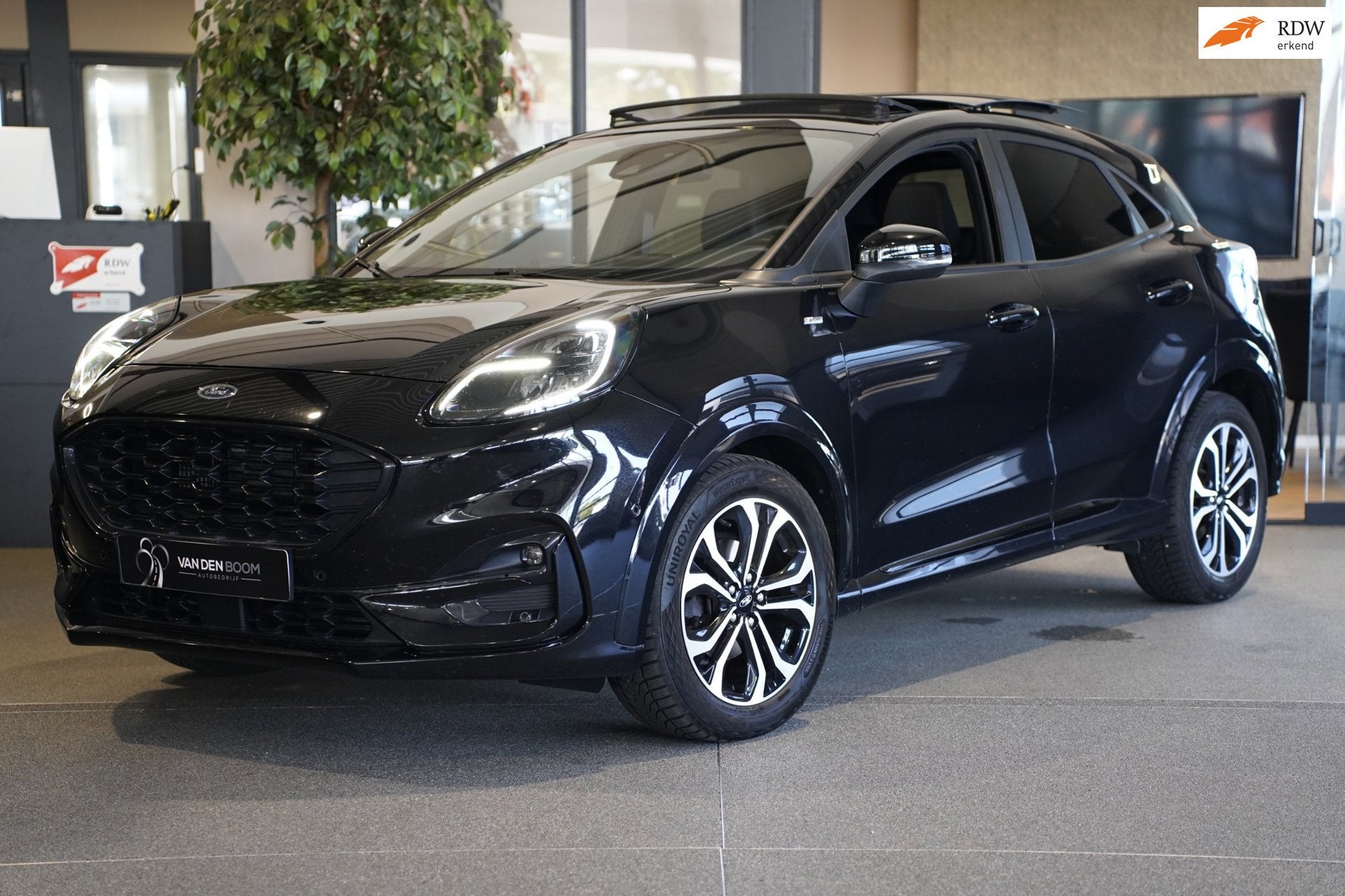 Ford Puma 1.0 EcoBoost Hybrid ST-Line X Pano Navi Cam, Auto's, Voorwielaandrijving, Dealer onderhouden, 125 pk, Zwart